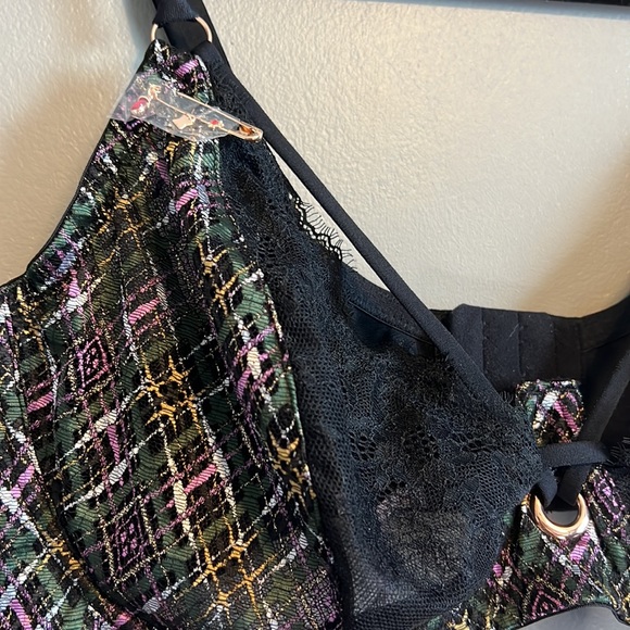 NWT Savage Fenty Bra - Picture 2 of 4